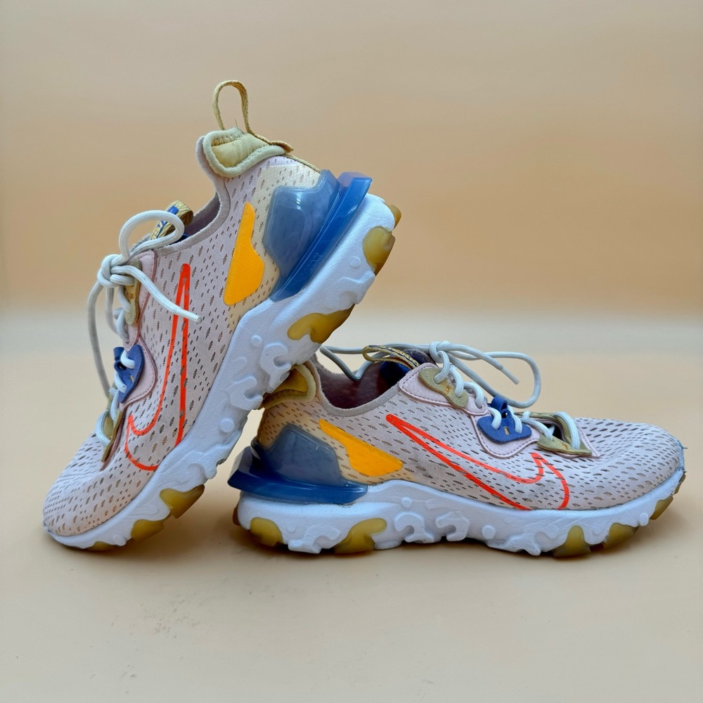 Nike NSW React Vision Washed Coral Hyper Crimson Womens Shoes Sz 8 CI7523-600